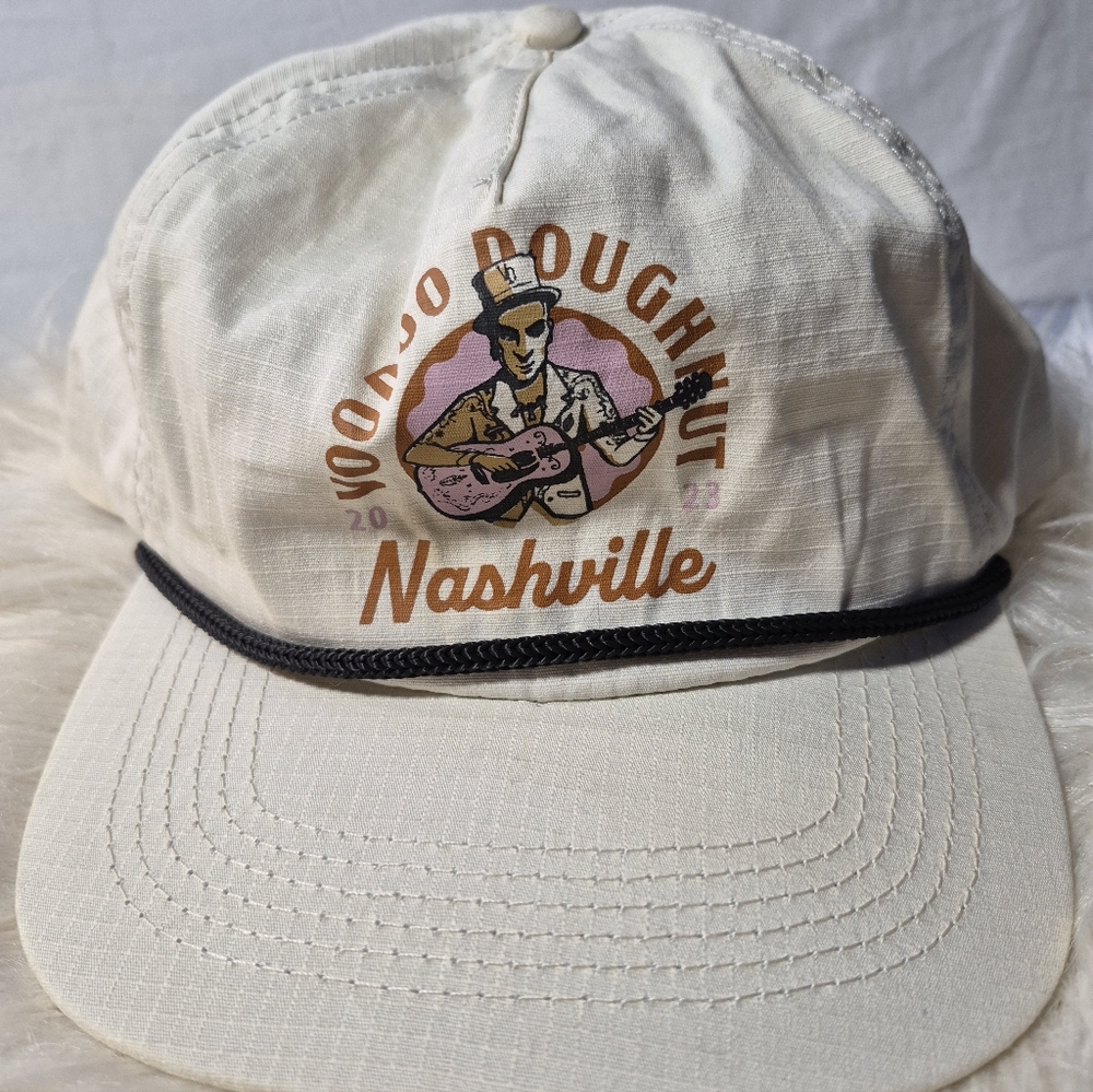 Nashville 2023 Voodoo Doughnut Logo  Snapback Cap - Cream